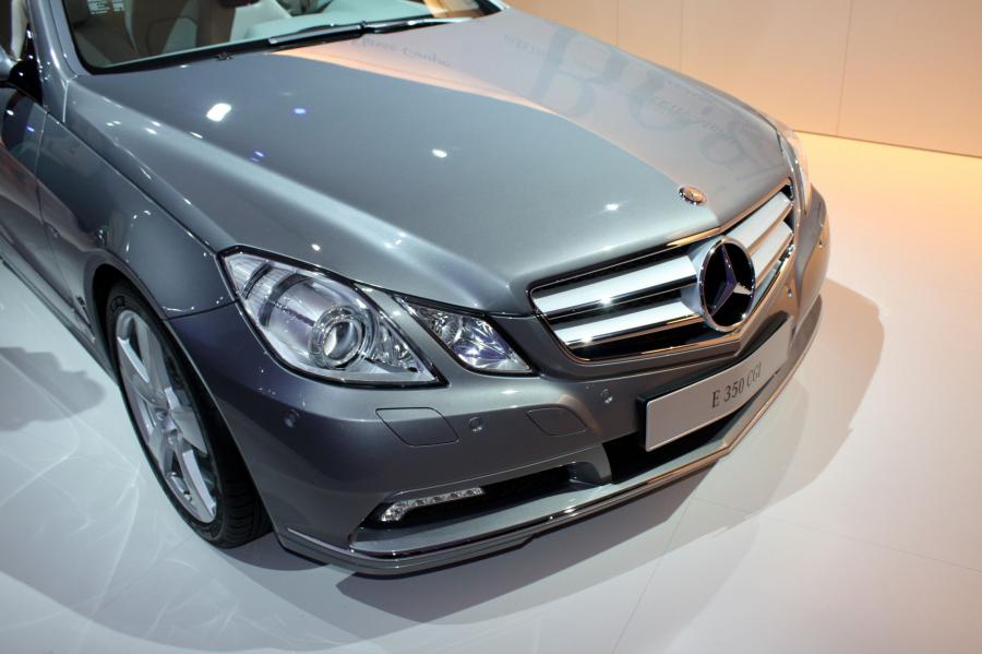  Mercedes-Benz E-Class Coupe 2010 года  (фото 25 из 84)